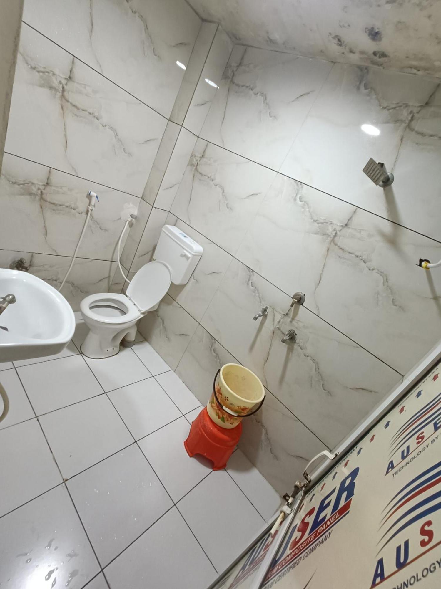 Ginger Hotels Ujjain Tower Kshipra Inn-Family Stay Airconditioned Hotel מראה חיצוני תמונה