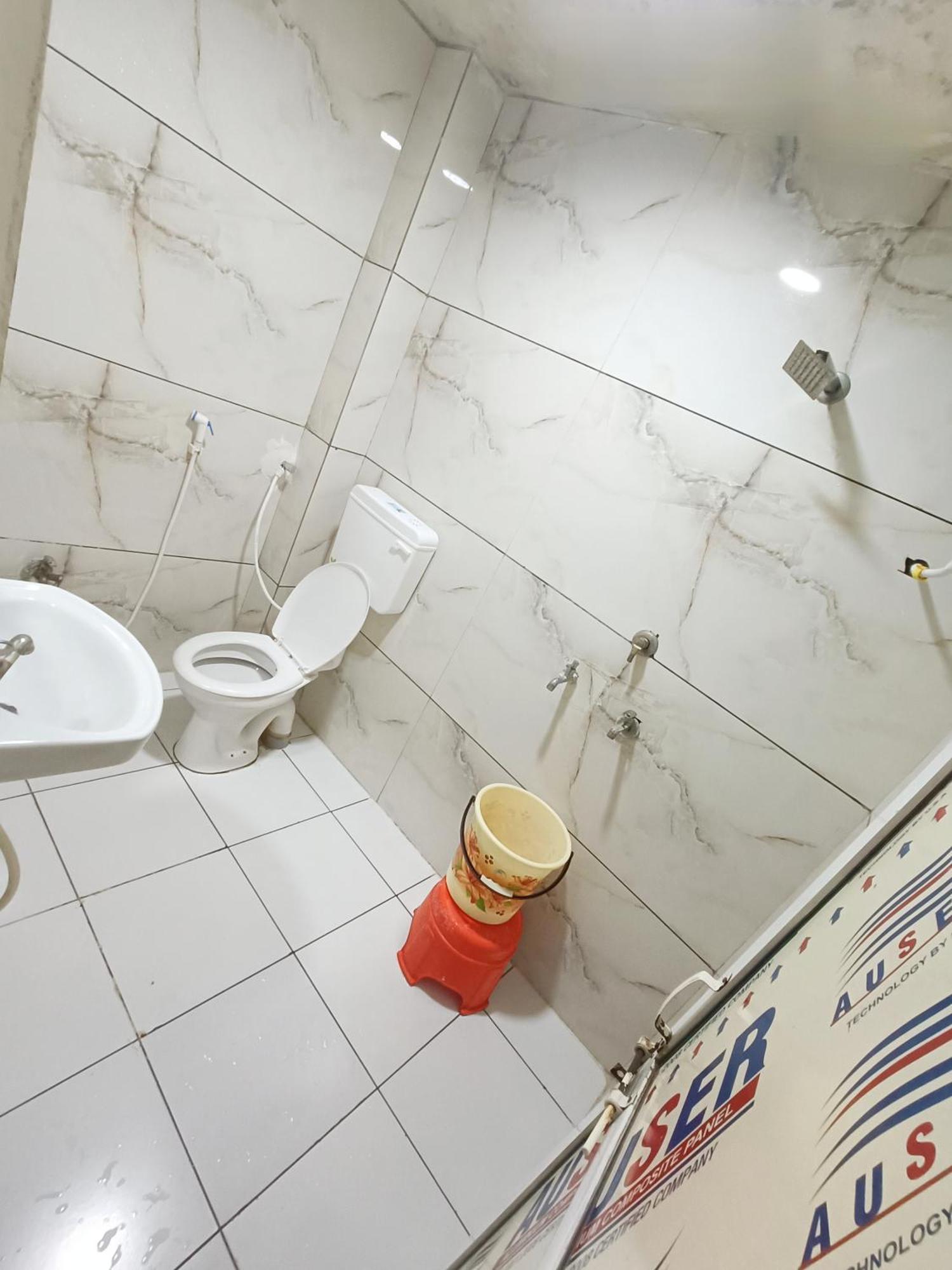 Ginger Hotels Ujjain Tower Kshipra Inn-Family Stay Airconditioned Hotel מראה חיצוני תמונה