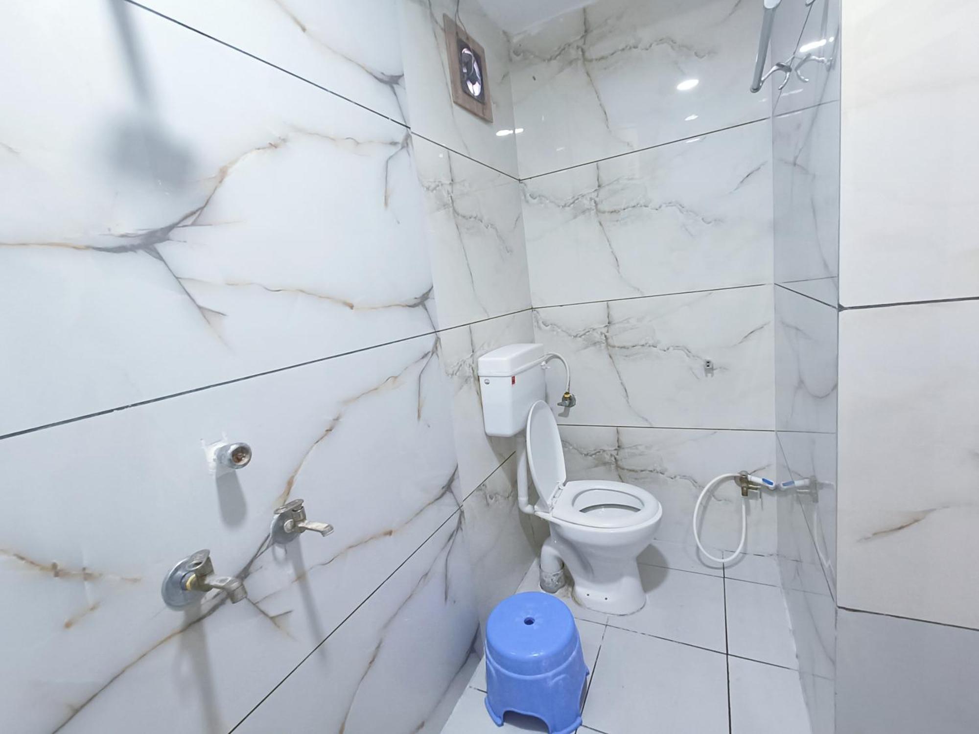 Ginger Hotels Ujjain Tower Kshipra Inn-Family Stay Airconditioned Hotel מראה חיצוני תמונה