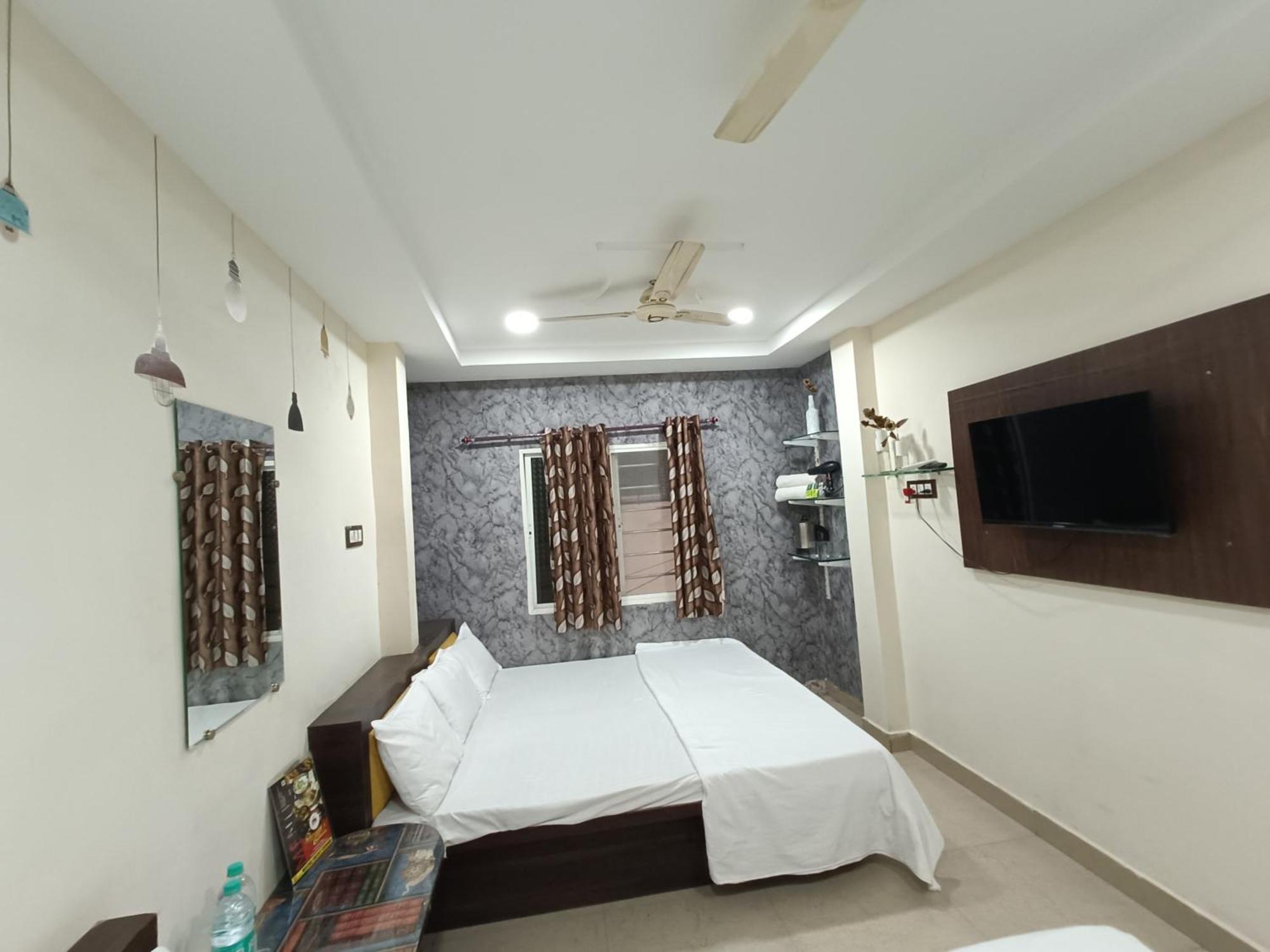Ginger Hotels Ujjain Tower Kshipra Inn-Family Stay Airconditioned Hotel מראה חיצוני תמונה