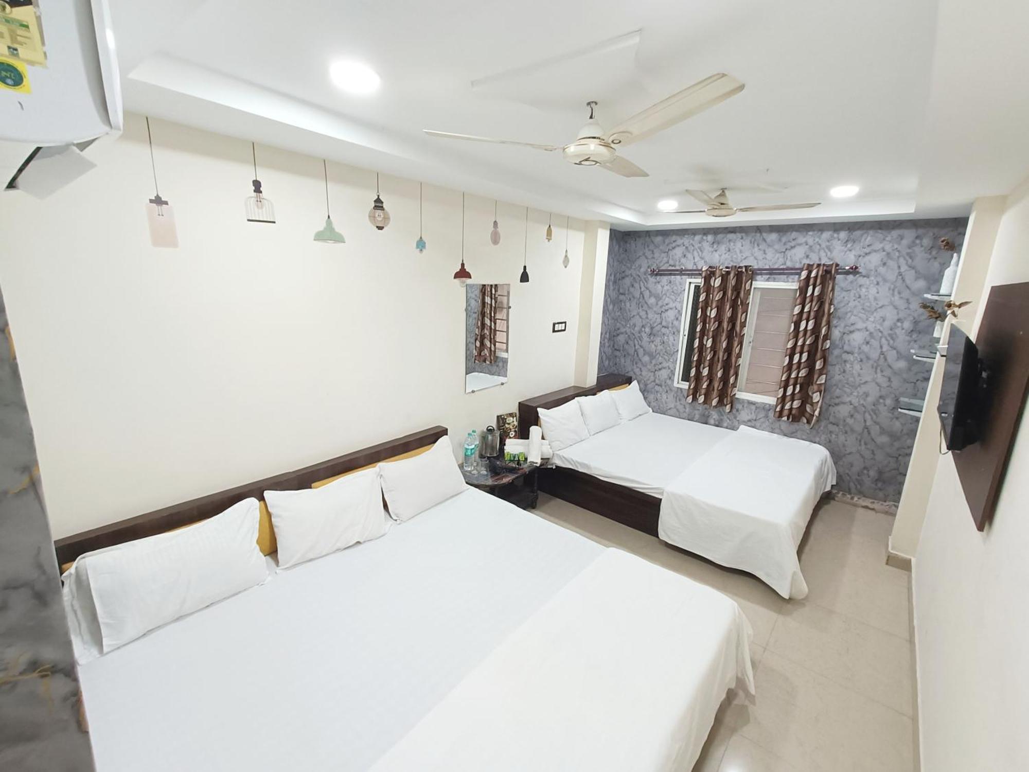 Ginger Hotels Ujjain Tower Kshipra Inn-Family Stay Airconditioned Hotel מראה חיצוני תמונה